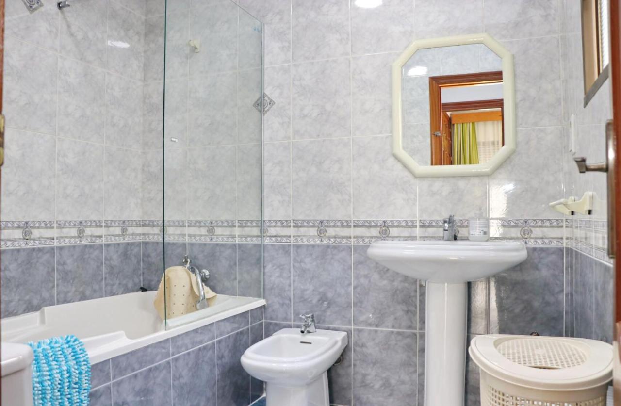 Apartamento Centro โกนิล เด ลาฟรอนเตรา ภายนอก รูปภาพ
