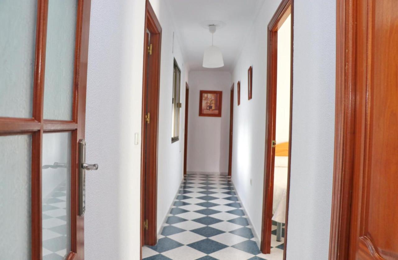 Apartamento Centro โกนิล เด ลาฟรอนเตรา ภายนอก รูปภาพ